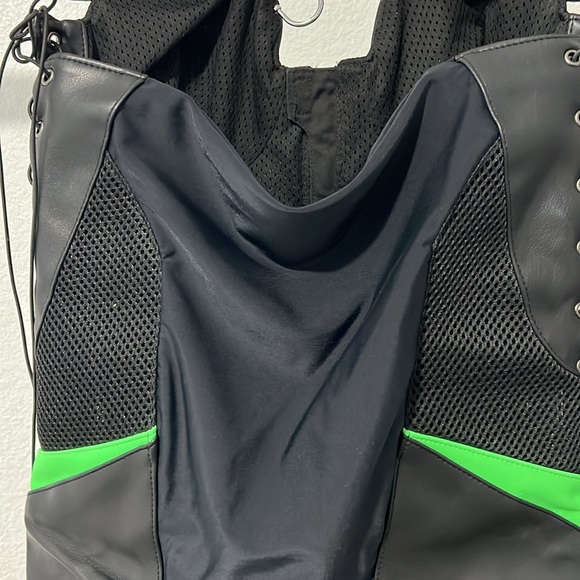 Dress - Picture 6 of 7